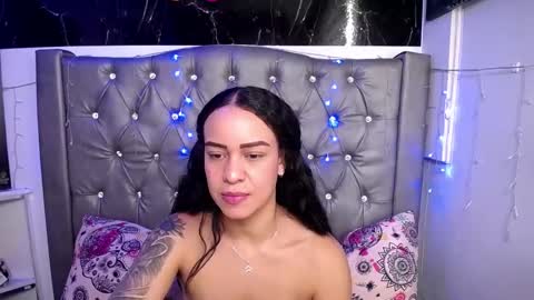 Snapshot of lila_gummy_ chatting on 02-20-25, 05:51 online show from 02-20-25, 05:51