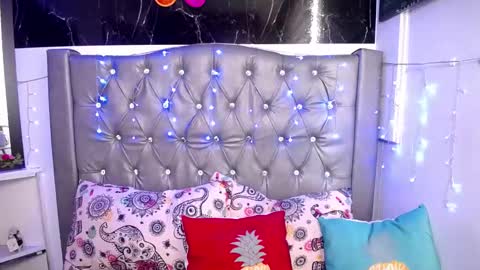 Snapshot of lila_gummy_ chatting on 02-26-25, 02:36 online show from 02-26-25, 02:36