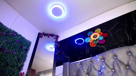 Snapshot of lila_gummy_ chatting on 03-03-25, 11:55 online show from 03-03-25, 11:55