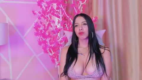 Snapshot of lila_noa chatting on 09-22-25, 08:00 lila noa online show from 09-22-25, 08:00