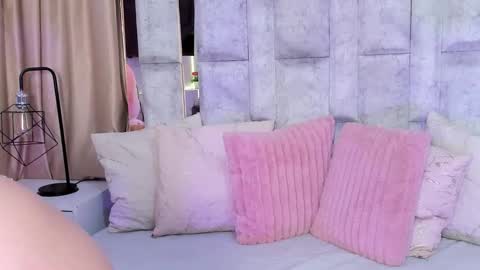 Snapshot of lila_noa chatting on 10-08-25, 07:44 lila noa online show from 10-08-25, 07:44