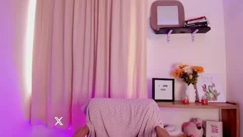 Lila  online show from 09-26-25, 07:07