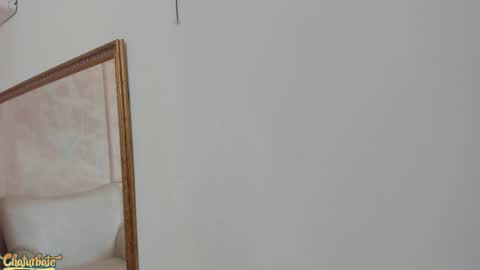 lila bailey  online show from 11-18-25, 07:40