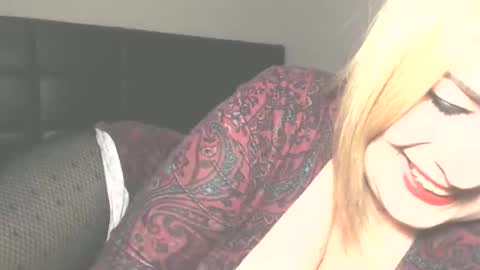 lila online show from 03-09-26, 06:12