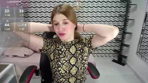 Dove online show from 02-15-25, 12:22