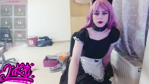 Snapshot of lilah_ts chatting on 02-07-25, 07:49 lilah_ts online show from 02-07-25, 07:49