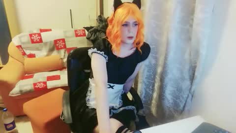 Snapshot of lilah_ts chatting on 10-17-25, 02:48 lilah_ts online show from 10-17-25, 02:48