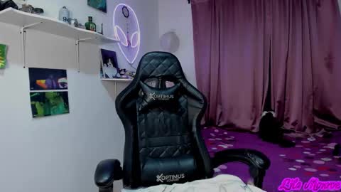 Lila 3 online show from 02-10-26, 06:28