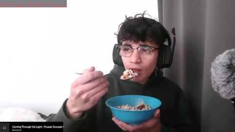 Snapshot of lilankore chatting on 01-13-25, 05:23 Yeh online show from 01-13-25, 05:23