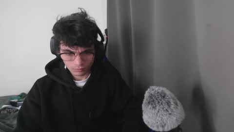 Snapshot of lilankore chatting on 02-24-25, 10:15 Yeh online show from 02-24-25, 10:15