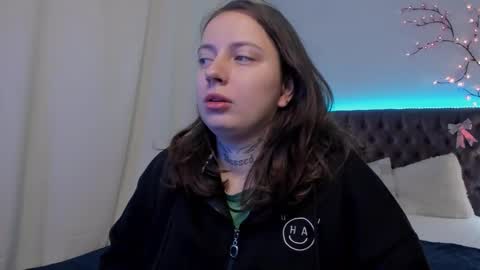 Snapshot of lilavame chatting on 09-29-25, 07:30 LilaVame online show from 09-29-25, 07:30