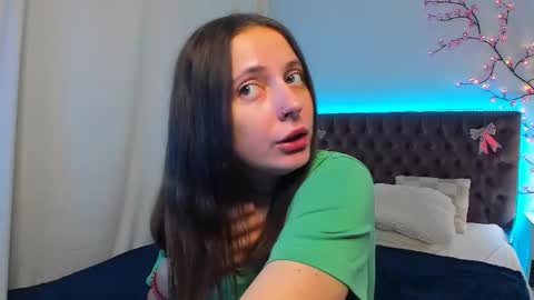 Snapshot of lilavame chatting on 10-08-25, 02:04 LilaVame online show from 10-08-25, 02:04