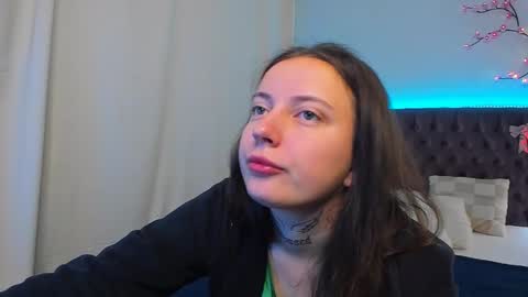 Snapshot of lilavame chatting on 10-09-25, 03:04 LilaVame online show from 10-09-25, 03:04