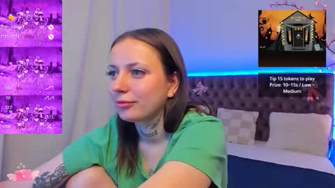 Snapshot of lilavame chatting on 10-22-25, 08:19 LilaVame online show from 10-22-25, 08:19