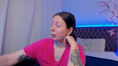 Snapshot of lilavame chatting on 11-06-25, 09:37 LilaVame online show from 11-06-25, 09:37