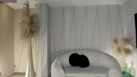 Lila West online show from 10-11-25, 10:36