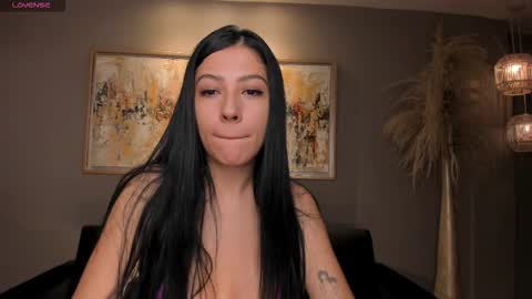 Lila West online show from 10-23-25, 11:20