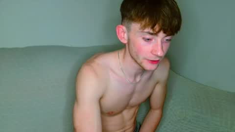 Snapshot of lilbearxxxx chatting on 03-10-26, 11:32 lilbearxxxx online show from 03-10-26, 11:32