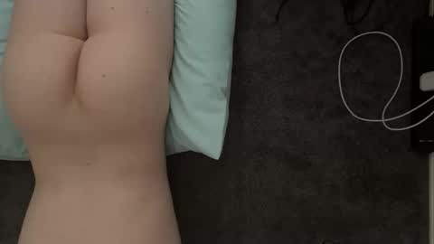 lilbenny05 online show from 01-06-25, 04:15