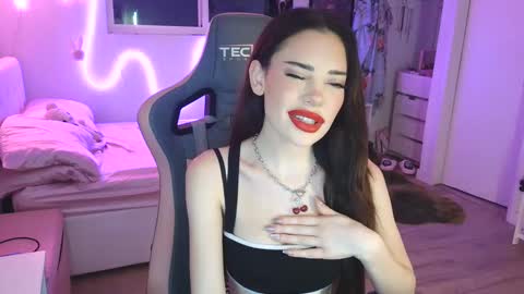 lilbina online show from 10-04-25, 04:32