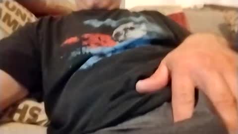 Lilcockinhand online show from 10-18-25, 08:48