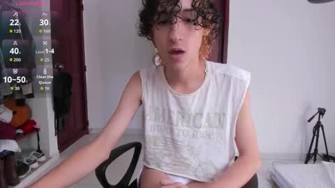 Daniel online show from 12-15-25, 01:26