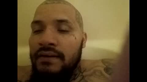 Snapshot of lildrum865 chatting on 01-27-25, 02:35 lildrum865 online show from 01-27-25, 02:35