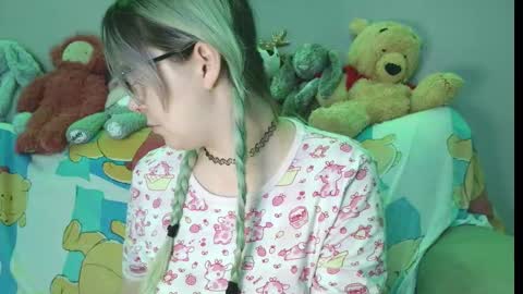 Snapshot of lilemmy1999 chatting on 03-05-26, 10:28 emily ryanson online show from 03-05-26, 10:28