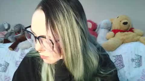 Snapshot of lilemmy1999 chatting on 03-16-26, 10:14 emily ryanson online show from 03-16-26, 10:14