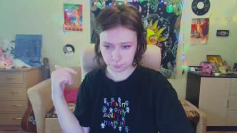 Snapshot of lileyfoxxx chatting on 01-01-25, 10:11 Lil online show from 01-01-25, 10:11