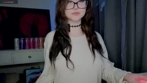 Snapshot of lilhornyprincess chatting on 07-05-26, 07:26 Nika and Lori online show from 07-05-26, 07:26