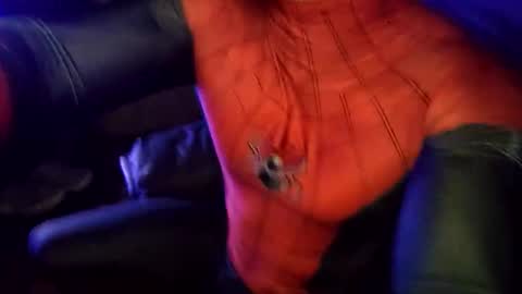 Snapshot of lilhotnando chatting on 10-22-25, 03:40 Fernando online show from 10-22-25, 03:40