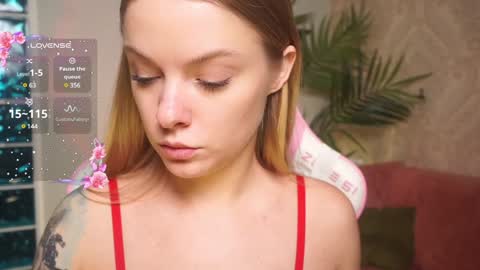 Snapshot of lili_01 chatting on 12-09-24, 10:22 Lili online show from 12-09-24, 10:22