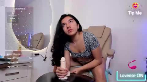 Lili  online show from 09-11-25, 02:50