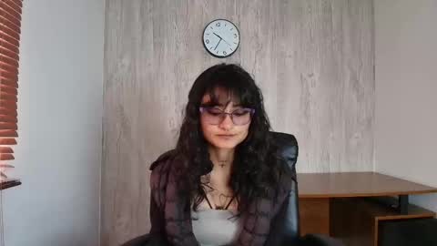 lili_clan online show from 11-01-25, 03:36