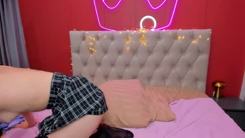Lilli  follow me kiss online show from 12-02-24, 05:04