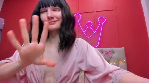 Lilli  follow me kiss online show from 01-07-25, 08:03