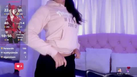 Snapshot of lili_gime chatting on 10-17-25, 09:06 Lili online show from 10-17-25, 09:06