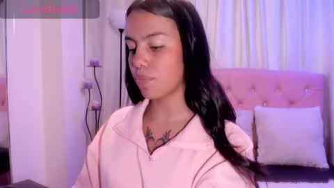 Snapshot of lili_gime chatting on 10-22-25, 09:25 Lili online show from 10-22-25, 09:25