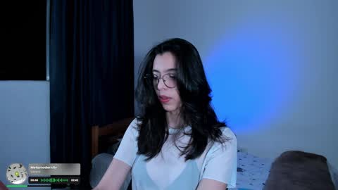 Lili online show from 01-03-25, 07:27