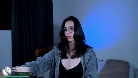 Lili online show from 01-04-25, 07:55