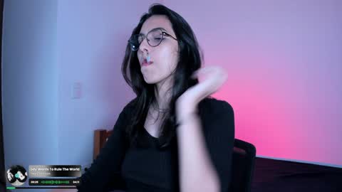 Lili online show from 01-12-25, 05:56