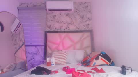 Lily online show from 12-20-25, 11:50