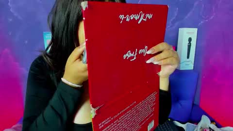 Lili  online show from 11-19-25, 07:25