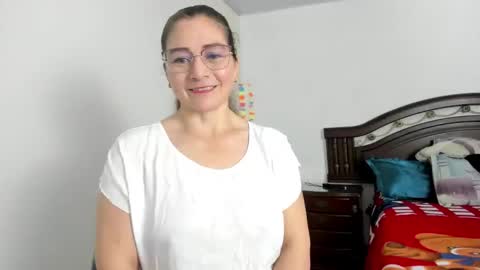 liliamilf online show from 12-12-24, 11:36