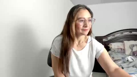 liliamilf online show from 01-15-25, 11:40