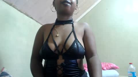 liliah online show from 02-07-25, 03:45