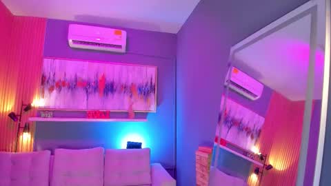 Snapshot of lilian_vergara chatting on 03-12-26, 07:42 holis soy lily chang no olvides el pulgar arriba es muy importante para mi 3 independent model online show from 03-12-26, 07:42