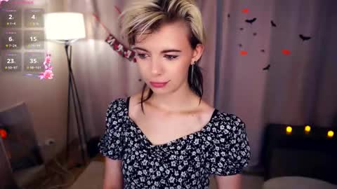 Lilian online show from 10-10-25, 06:12