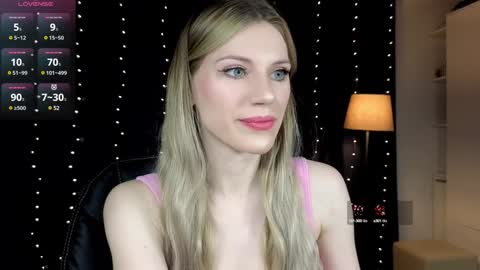 Snapshot of lilianna_wilde chatting on 12-01-24, 05:24 Anna online show from 12-01-24, 05:24